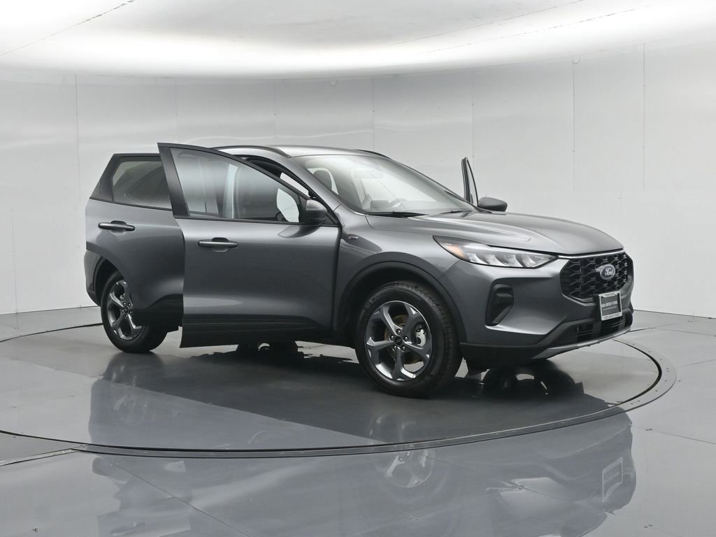 Certified 2025 Ford Escape ST-Line AWD/4WD image 34