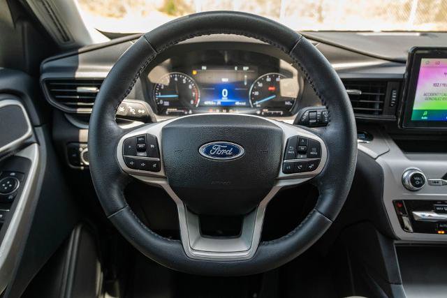 Certified 2023 Ford Explorer XLT RWD image 22