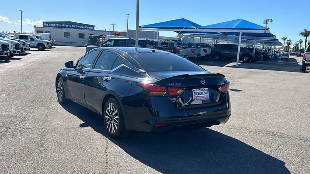 Used 2024 Nissan Altima 2.5 SV FWD image 5