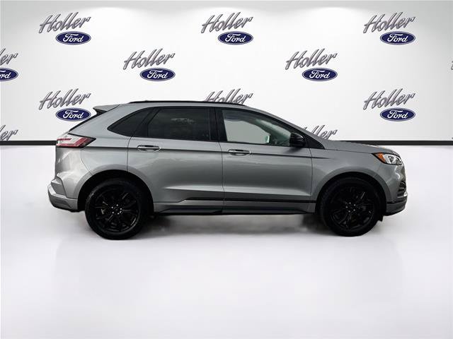 Certified 2022 Ford Edge SE w/ Black Appearance Package AWD/4WD image 9