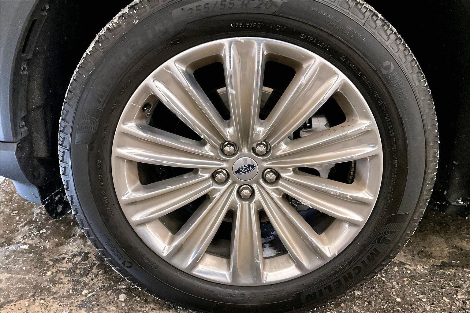 Certified 2023 Ford Explorer Limited w/ Limited Technology Package image 8