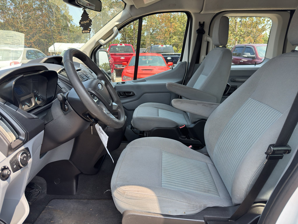 Certified 2017 Ford Transit 350 XLT RWD image 9