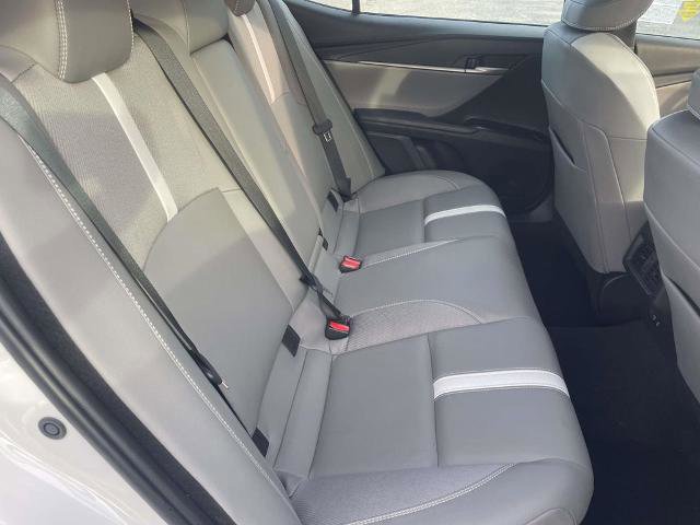 Used 2025 Toyota Camry SE image 27