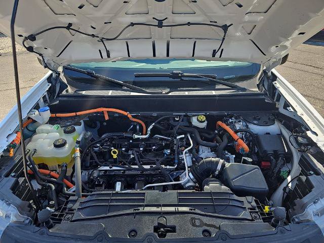 Certified 2025 Ford Maverick XL FWD image 30