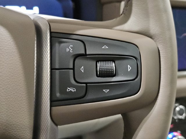 Used 2024 GMC Yukon Denali w/ Advanced Technology Package AWD/4WD image 42