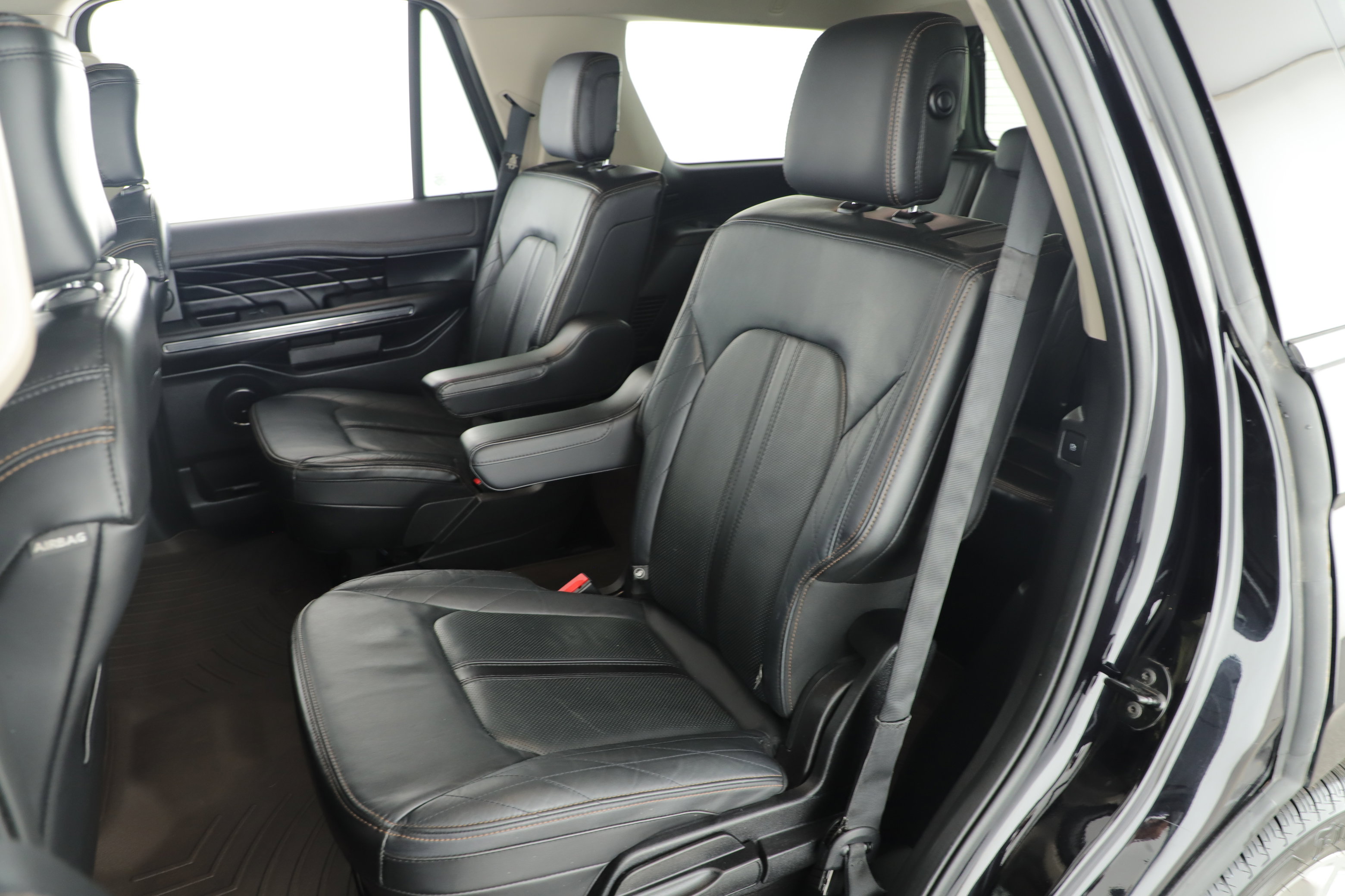 Certified 2019 Ford Expedition Platinum image 23