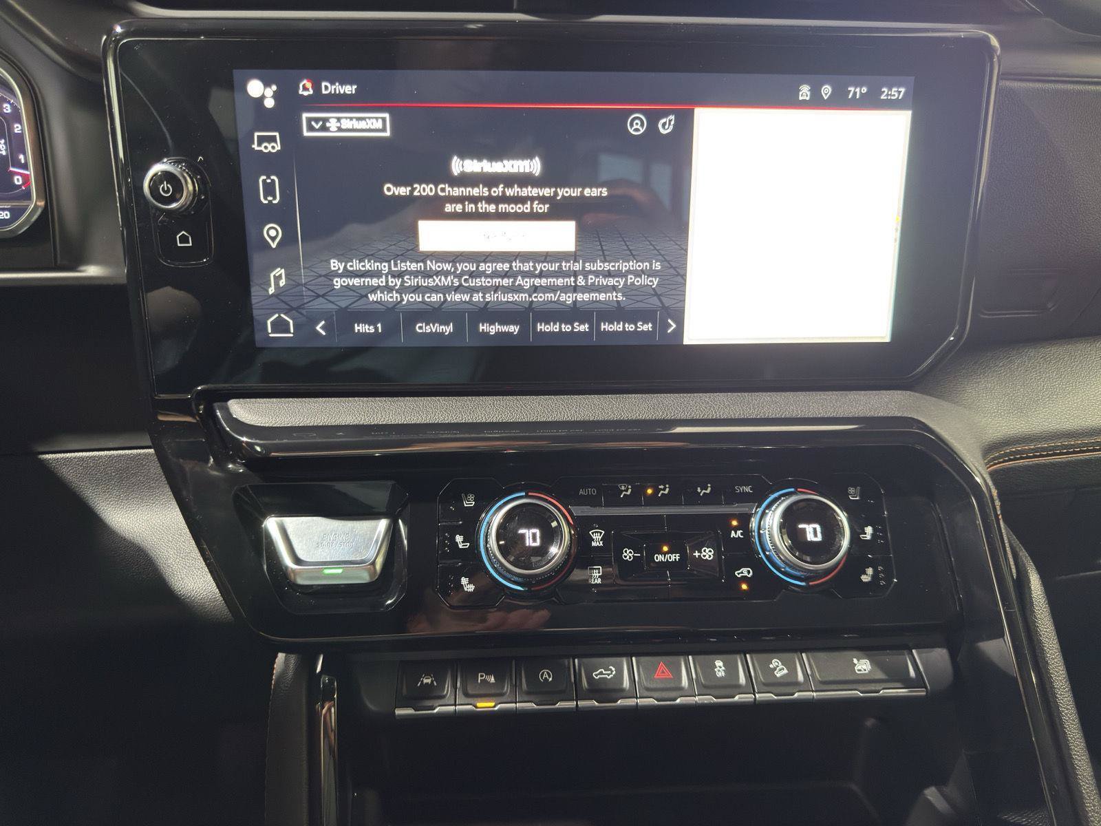 Used 2022 GMC Sierra 1500 AT4 w/ AT4 Premium Package AWD/4WD image 31