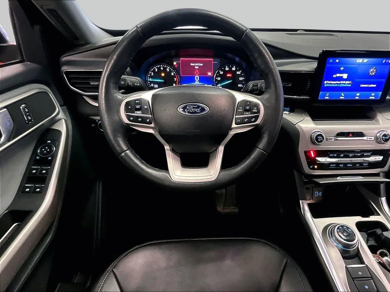 Certified 2023 Ford Explorer XLT w/ Equipment Group 202A image 5