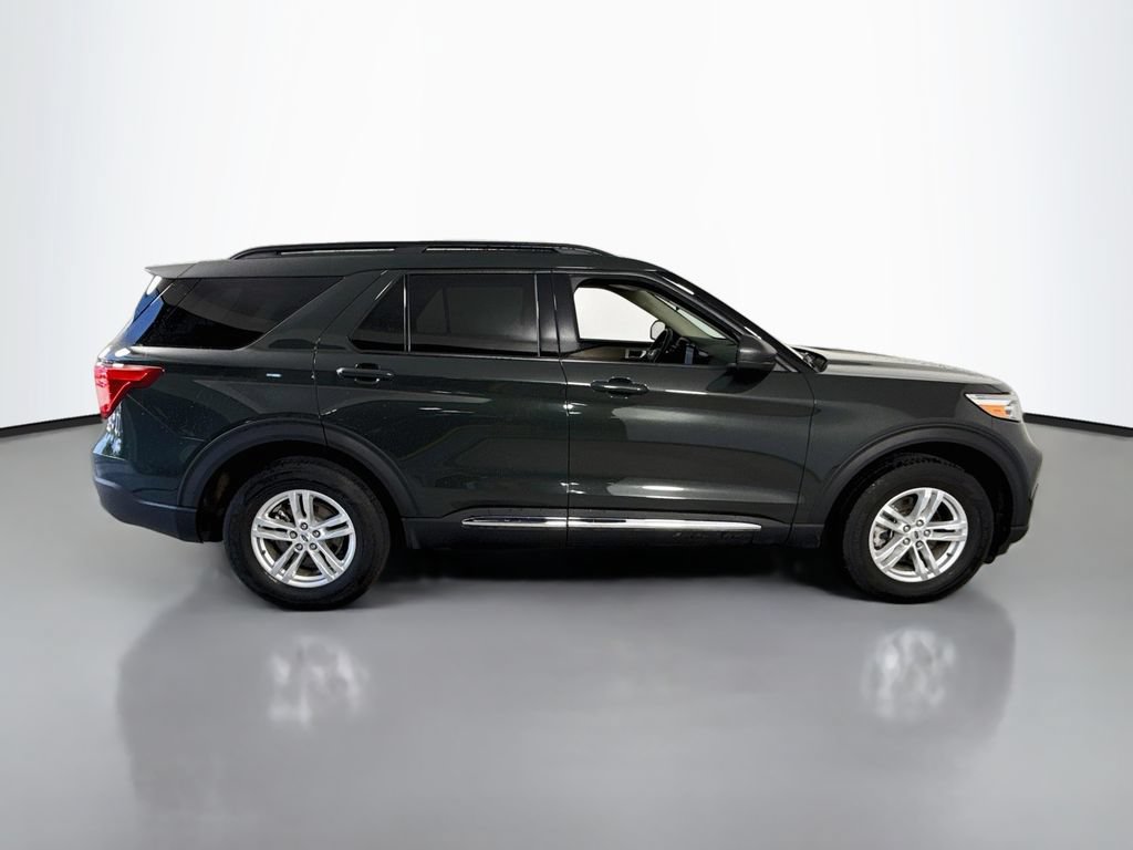 Certified 2023 Ford Explorer XLT w/ Equipment Group 202A AWD/4WD image 13