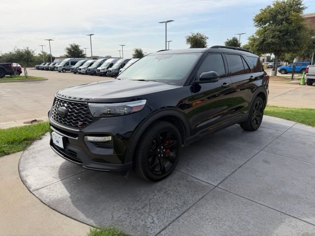 Certified 2021 Ford Explorer ST w/ Equipment Group 401A AWD/4WD image 3