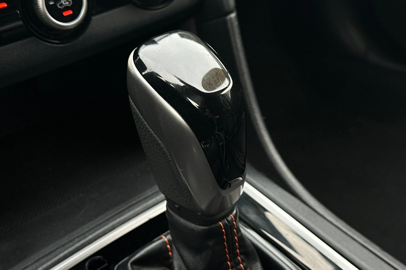 Used 2018 Subaru Crosstrek 2.0i Limited image 23