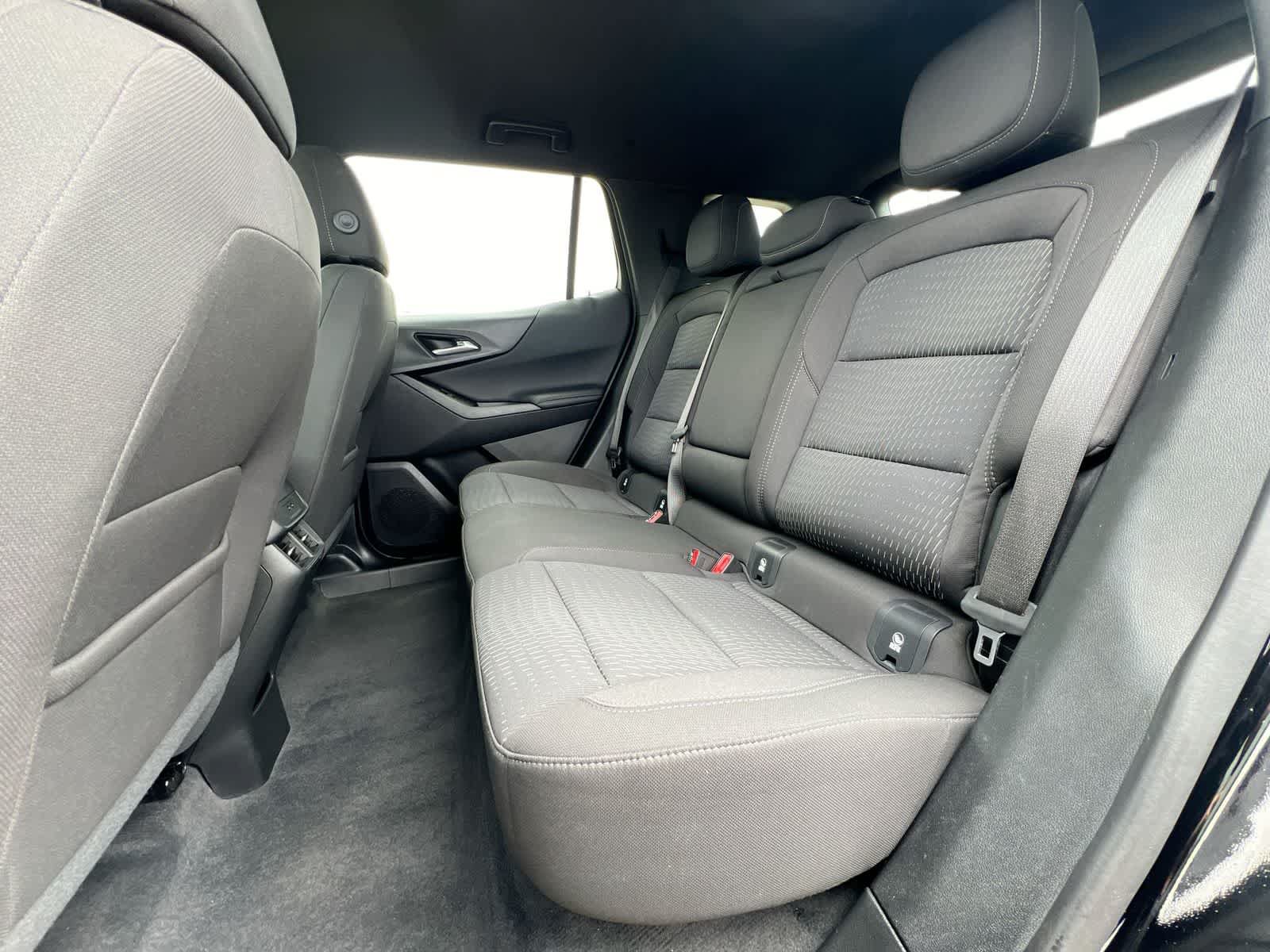 Used 2025 Chevrolet Equinox LT w/ Safety and Technology Package AWD/4WD image 19