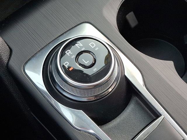 Certified 2022 Ford Escape Titanium w/ Titanium Elite Package image 15