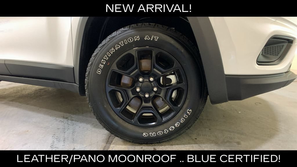 Used 2022 Jeep Cherokee Latitude w/ Sun & Sound Group AWD/4WD image 9