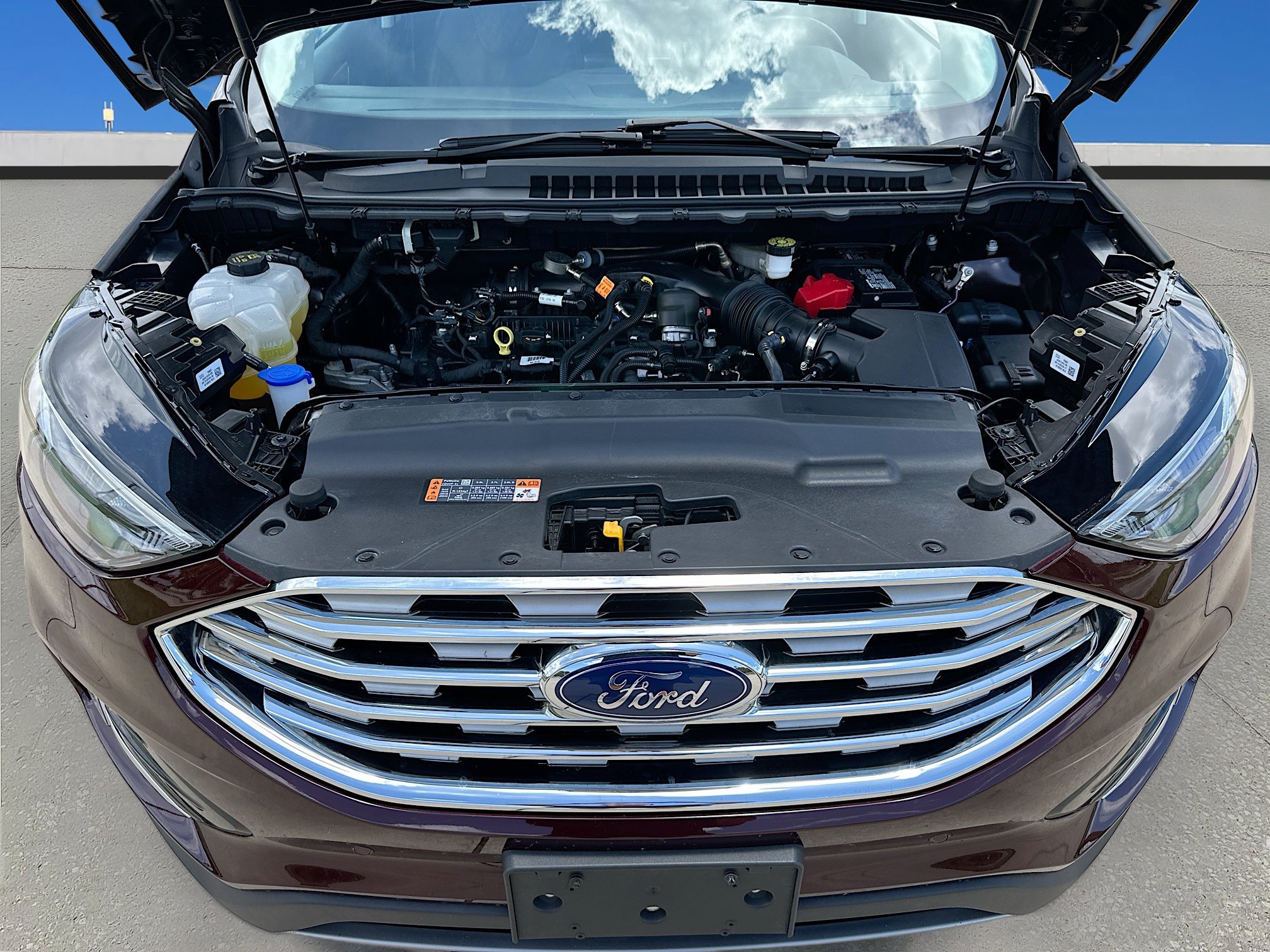 Certified 2024 Ford Edge Titanium AWD/4WD image 29