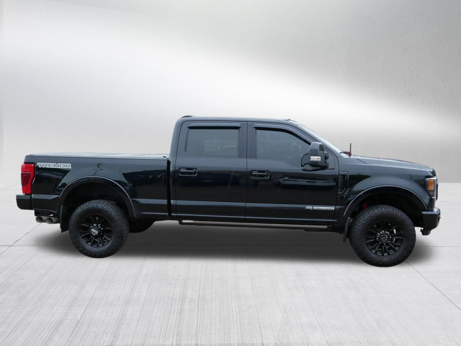 Certified 2022 Ford F250 Lariat w/ Tremor Off-Road Package AWD/4WD image 8