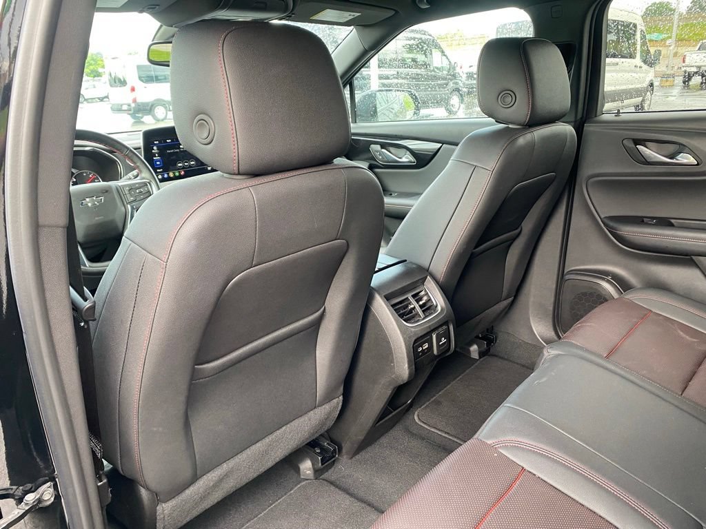Used 2025 Chevrolet Blazer RS FWD image 29