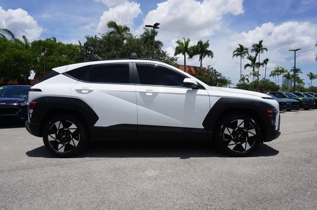 Used 2024 Hyundai Kona SEL w/ Convenience Package FWD image 17