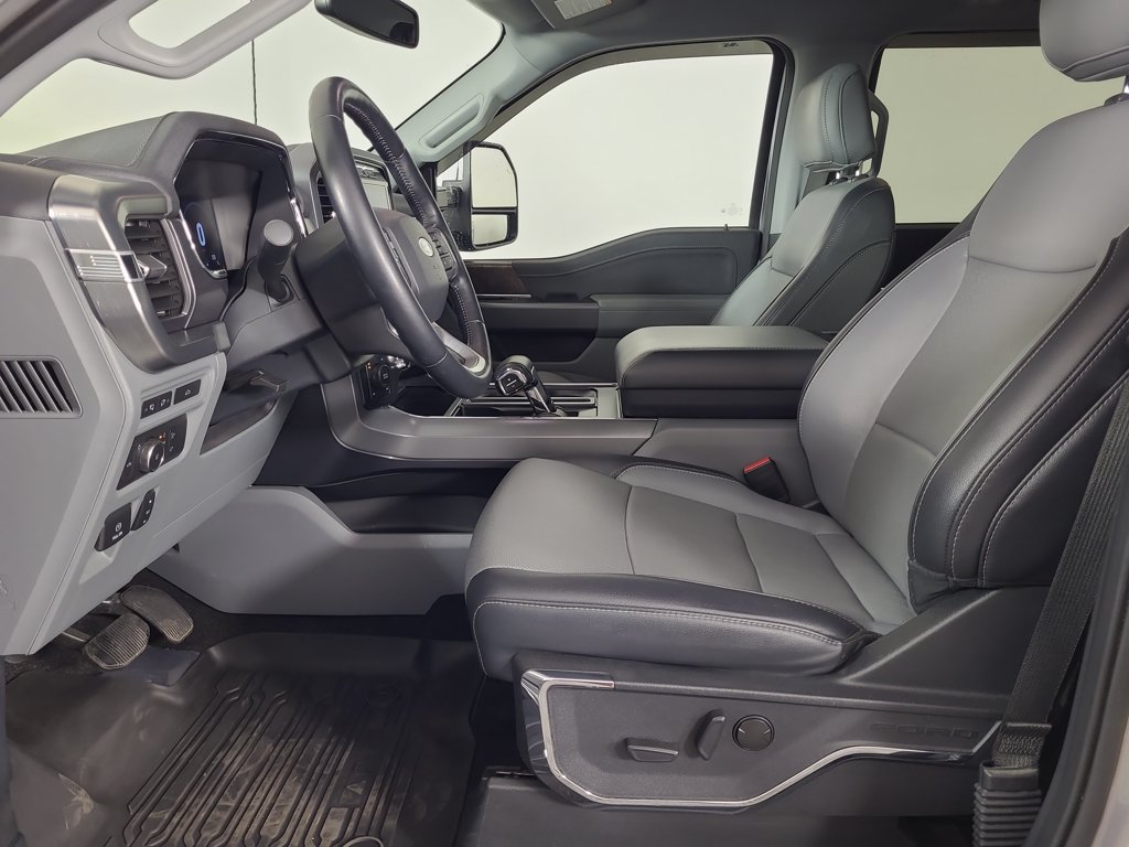 Certified 2022 Ford F150 Lariat w/ Trailer Tow Package AWD/4WD image 19