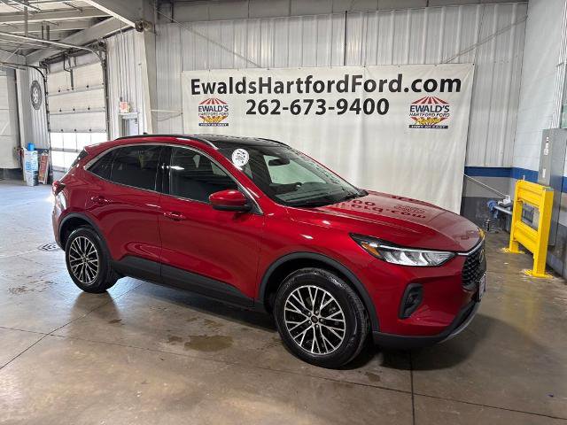 Certified 2024 Ford Escape SE image 8