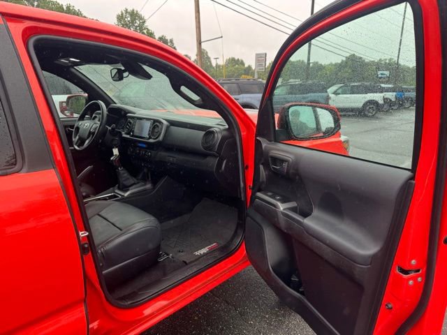 Used 2023 Toyota Tacoma TRD Pro AWD/4WD image 16