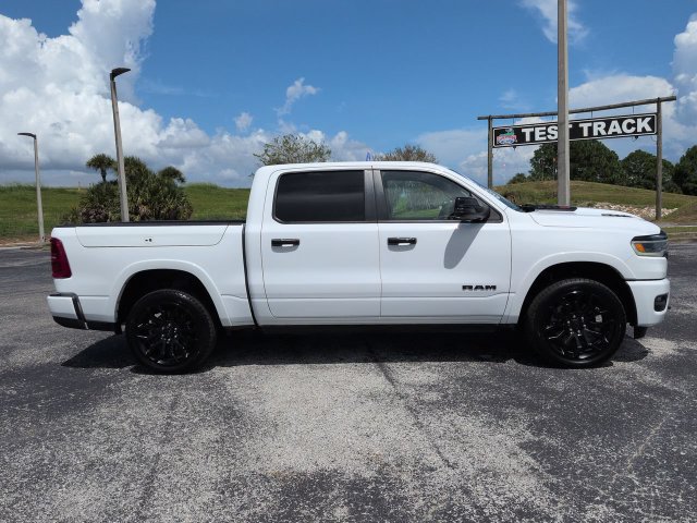 Used 2025 RAM 1500 Limited AWD/4WD image 4