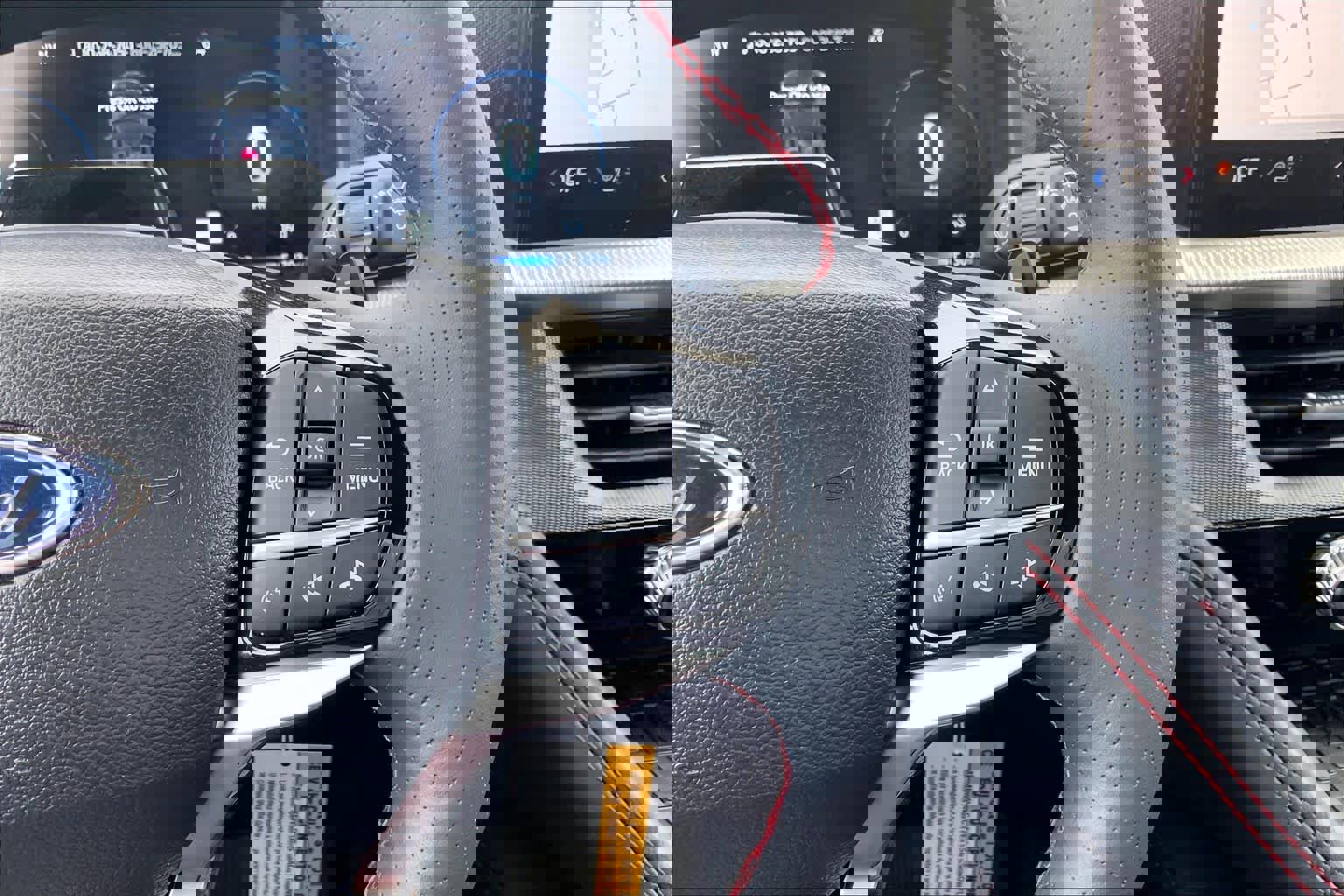 Certified 2025 Ford Explorer ST w/ Sun And Sound Package image 25