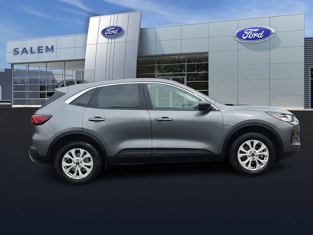 Certified 2024 Ford Escape Active AWD/4WD image 2