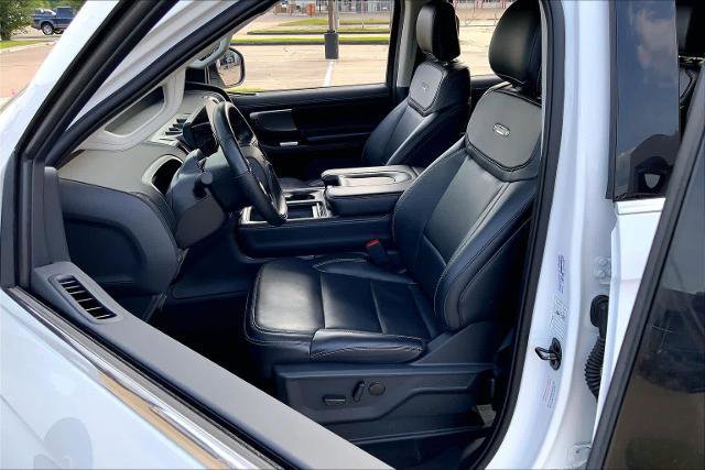 Certified 2025 Ford Expedition Platinum AWD/4WD image 10