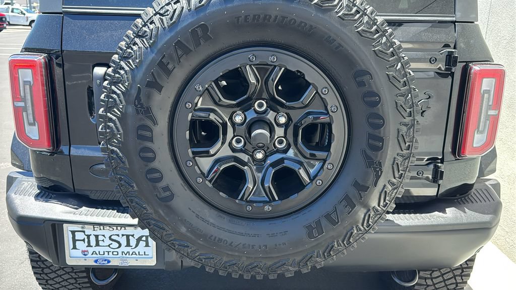 Certified 2022 Ford Bronco Badlands AWD/4WD image 7