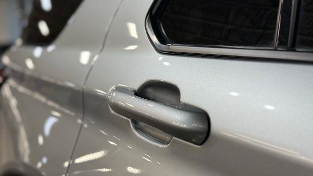 Certified 2025 Ford Explorer Active w/ Active Comfort Package image 13