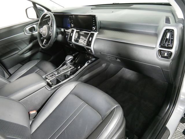Used 2023 Kia Sorento SX image 11