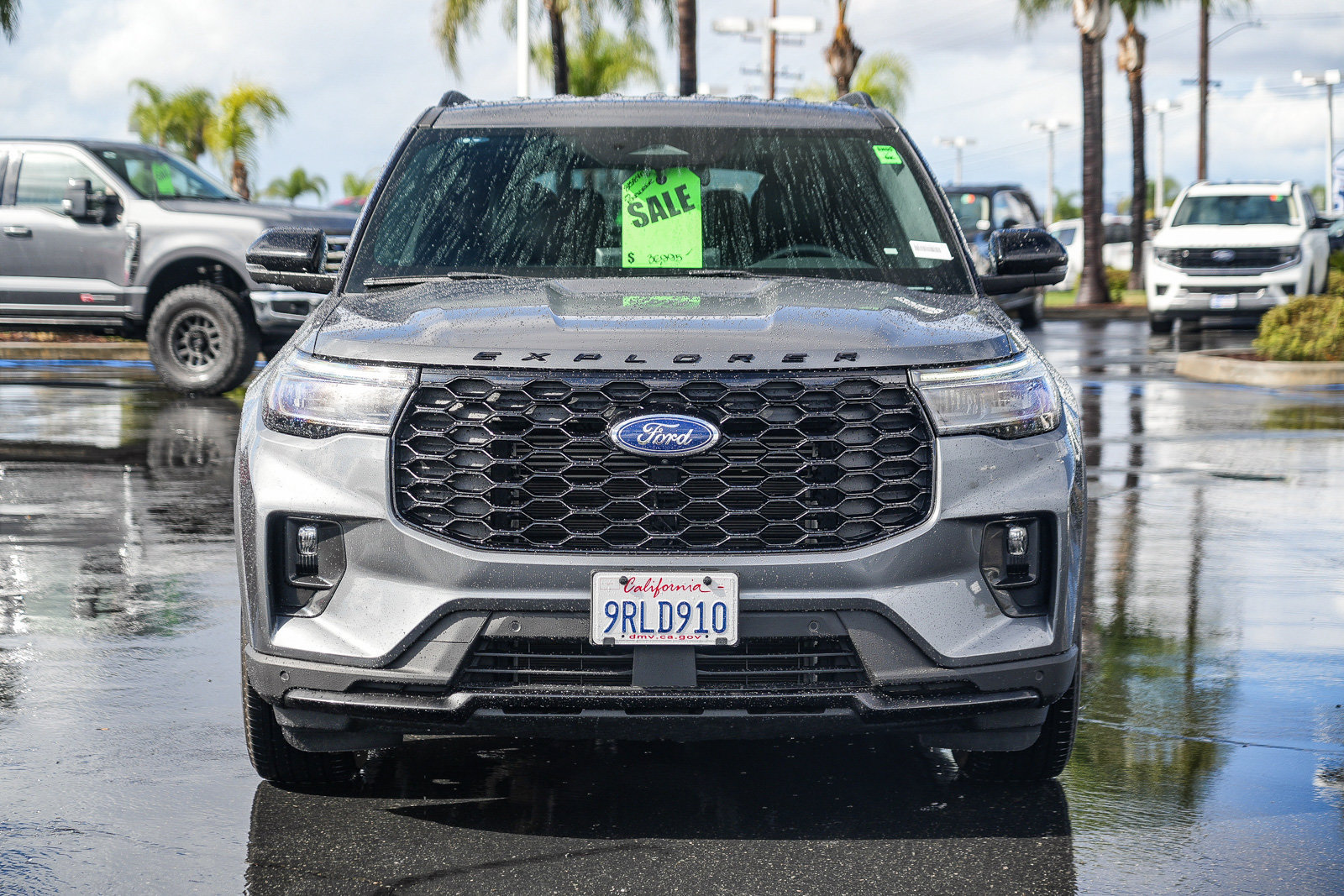 Certified 2025 Ford Explorer ST-Line w/ Premium Package RWD image 5