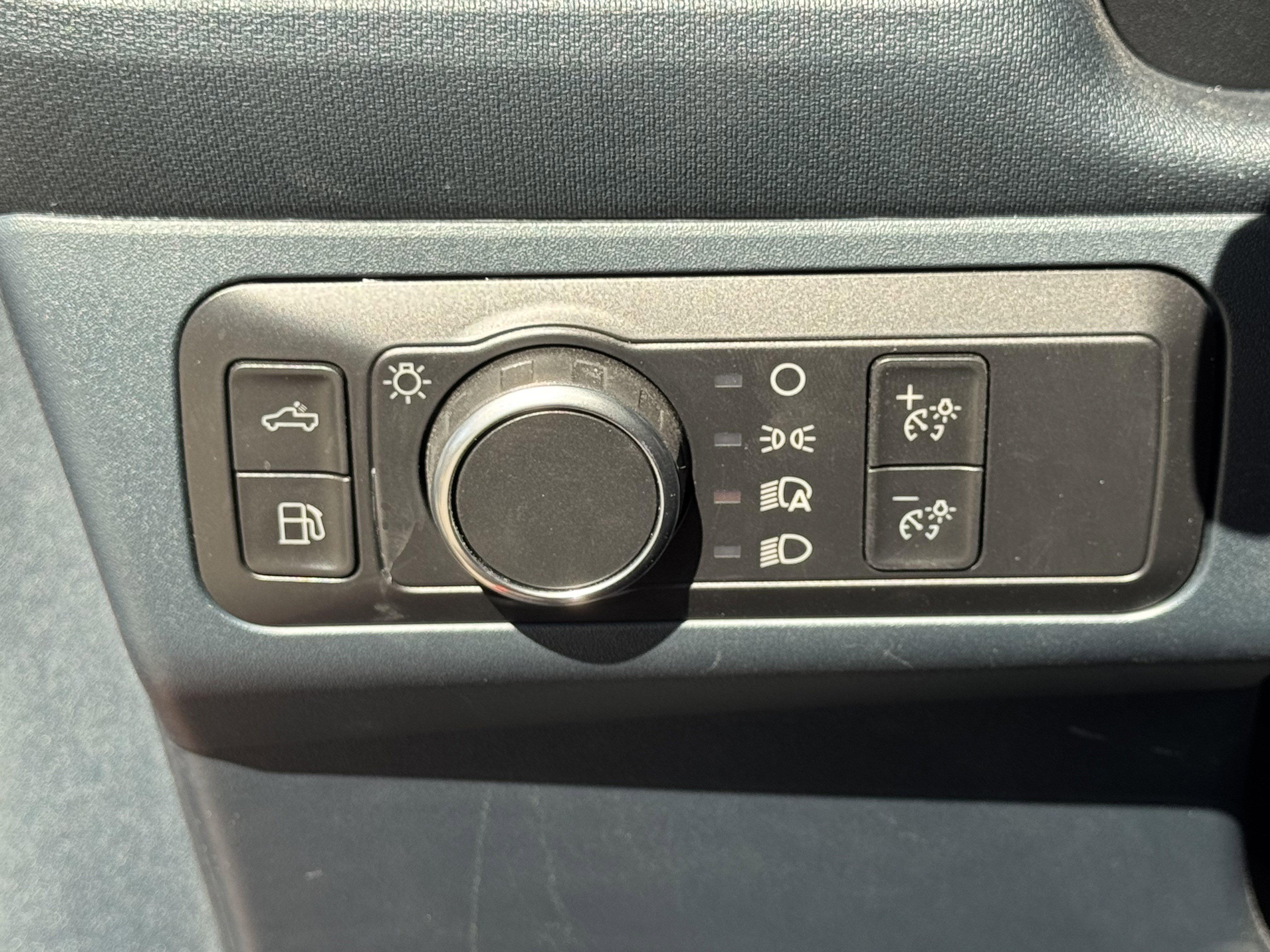 Certified 2022 Ford Maverick XLT w/ XLT Luxury Package image 23