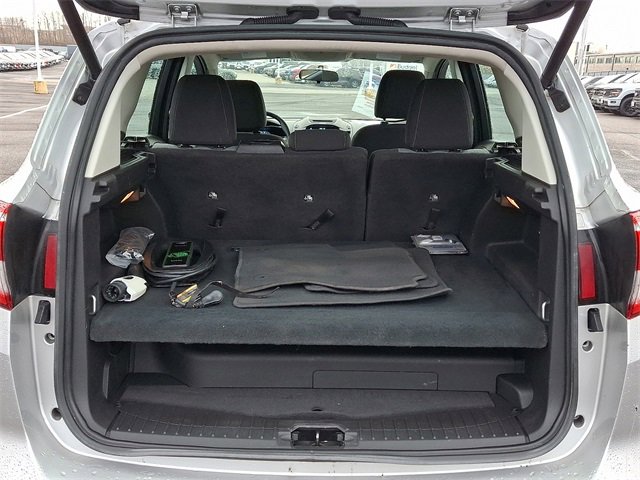 Certified 2017 Ford C-MAX Energi SE w/ Equipment Group 401A image 27