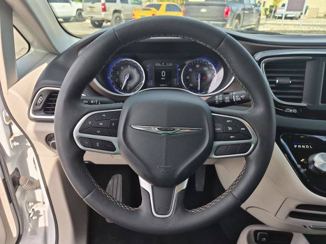 Used 2024 Chrysler Voyager LX FWD image 18