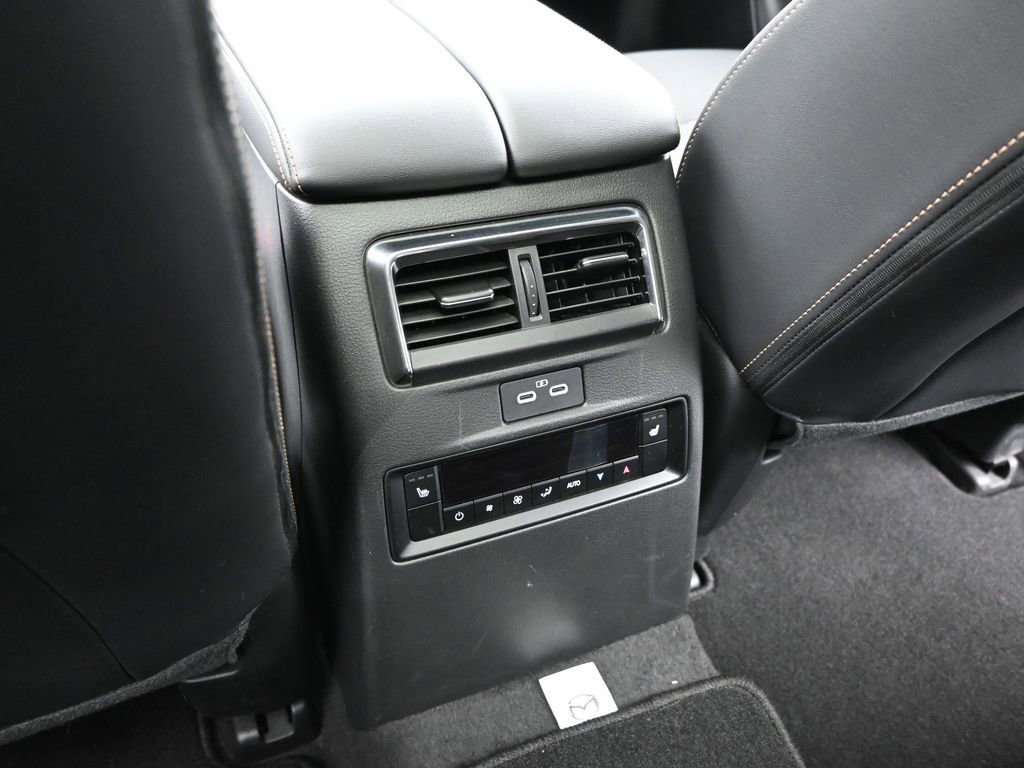 Used 2024 MAZDA CX-90 Plug-In Hybrid w/ Premium Plus image 19