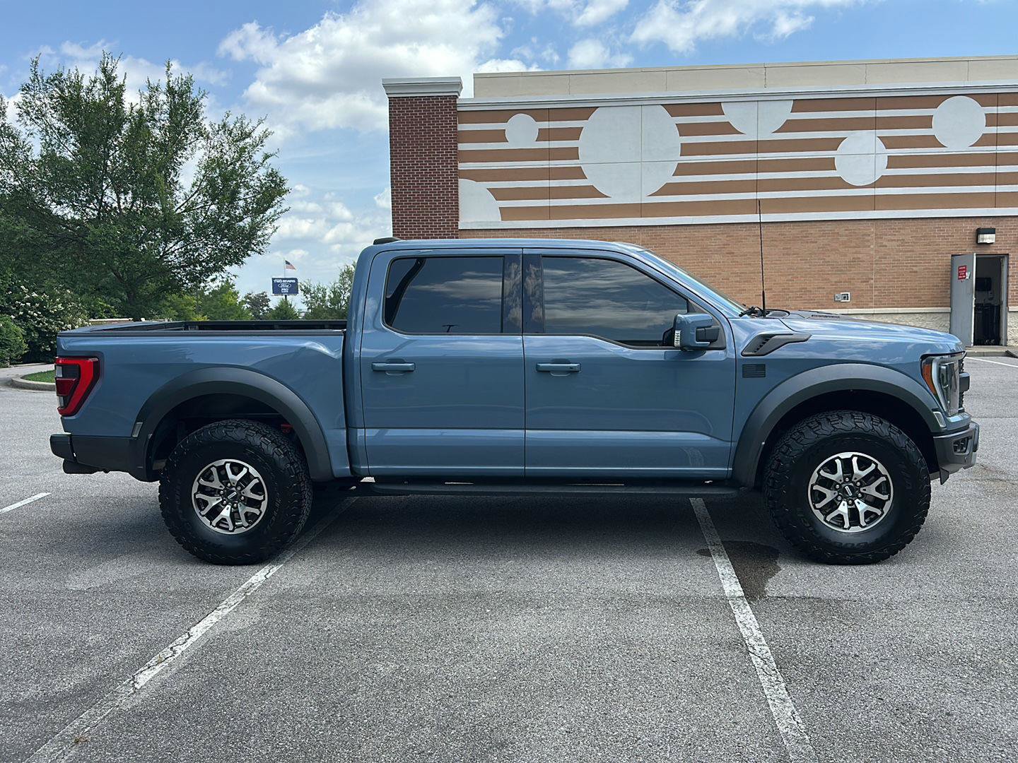 Certified 2023 Ford F150 Raptor AWD/4WD image 6