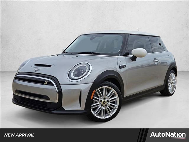 Used 2024 MINI Cooper SE FWD image 1