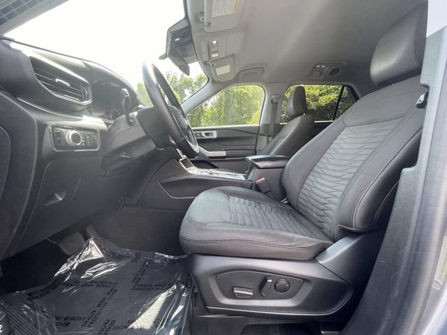 Certified 2021 Ford Explorer XLT RWD image 9