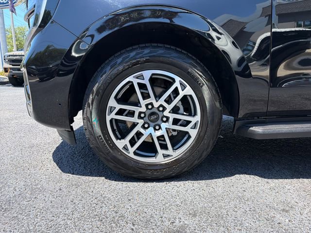 Certified 2025 Ford Expedition Active AWD/4WD image 29