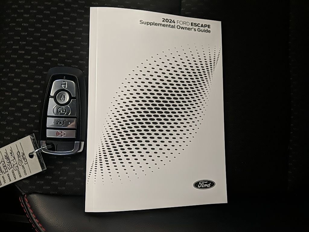 Certified 2024 Ford Escape ST-Line w/ Tech Pack #1 image 28