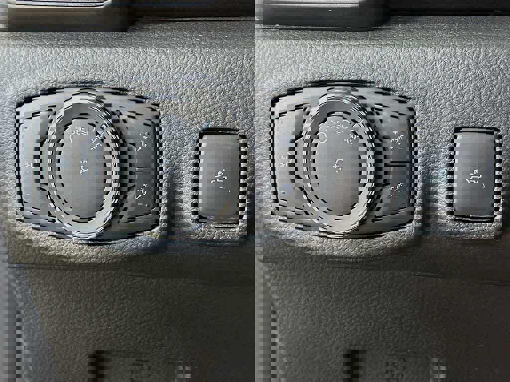 Certified 2022 Ford Ranger Lariat w/ Tremor Off-Road Package image 25