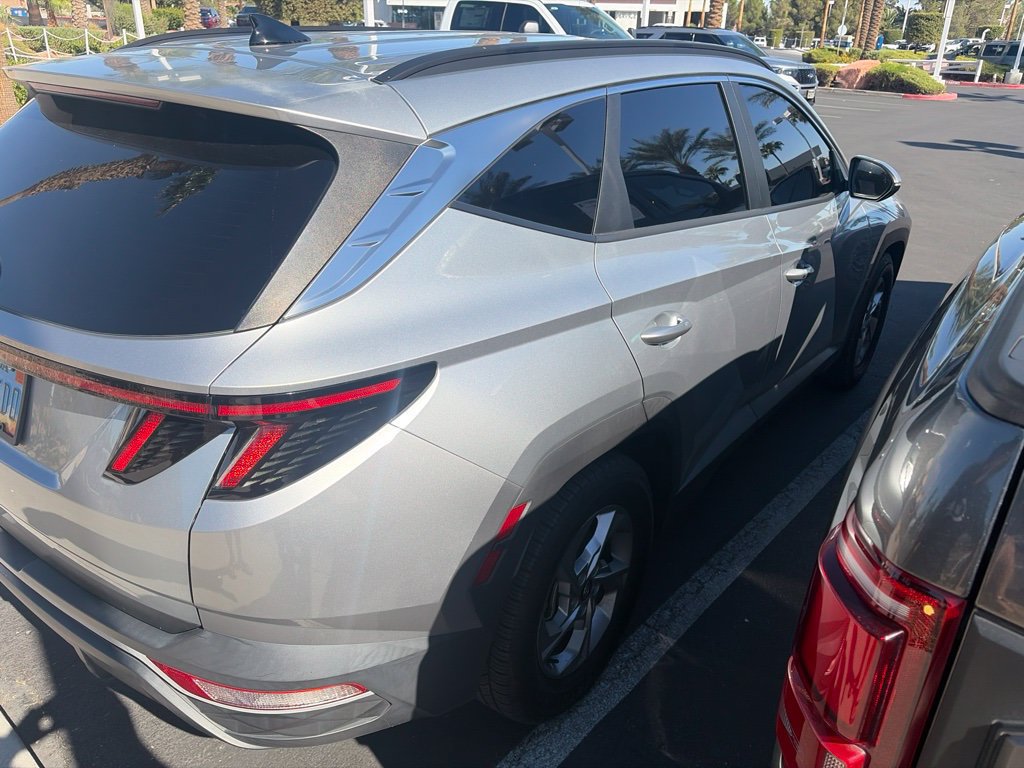 Used 2022 Hyundai Tucson SEL FWD image 3