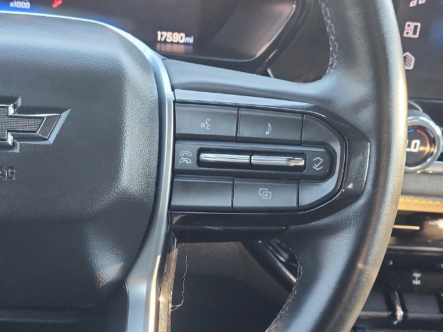 Used 2024 Chevrolet Colorado ZR2 AWD/4WD image 15