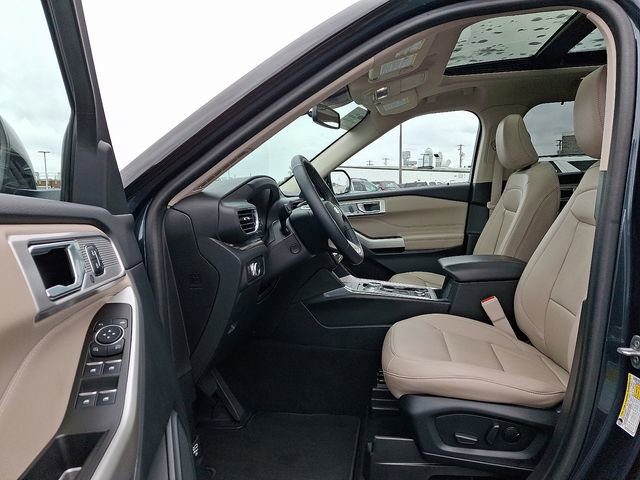 Certified 2022 Ford Explorer Limited w/ Equipment Group 301A image 15