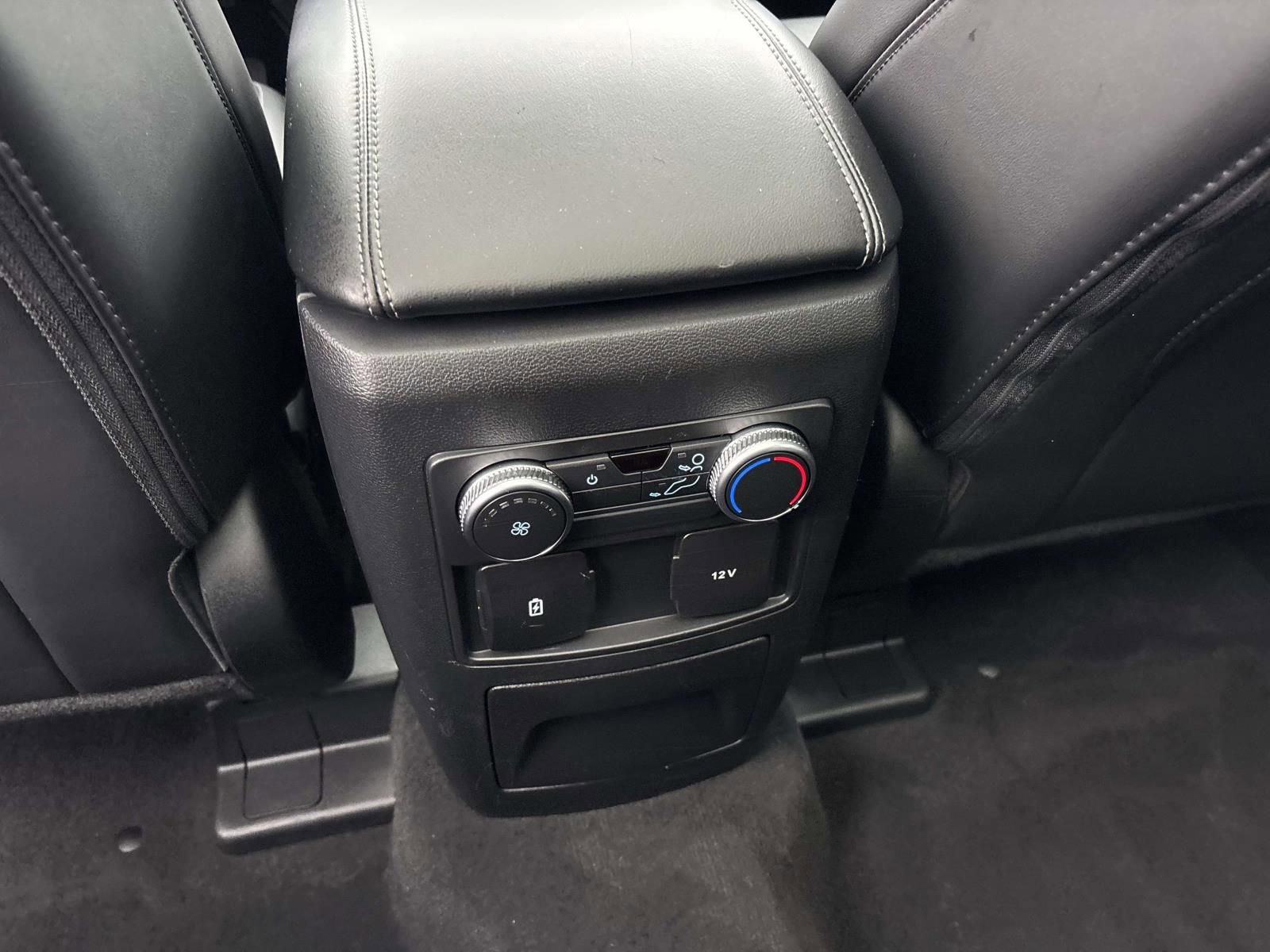 Certified 2022 Ford Explorer XLT w/ Equipment Group 202A image 34