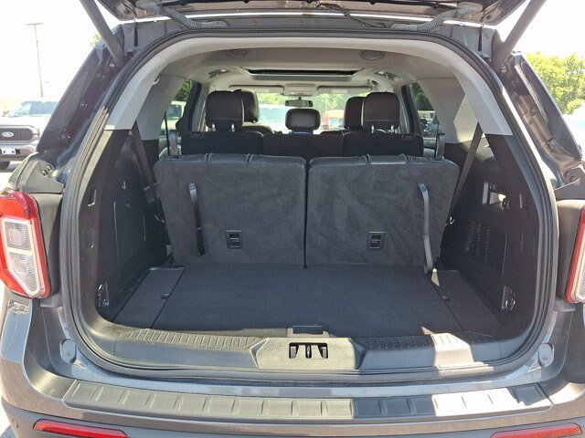 Certified 2020 Ford Explorer XLT w/ Equipment Group 202A AWD/4WD image 30