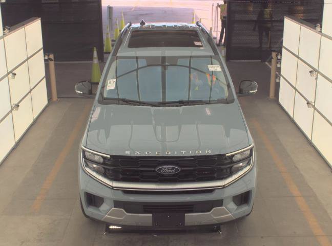 Certified 2025 Ford Expedition Platinum image 8