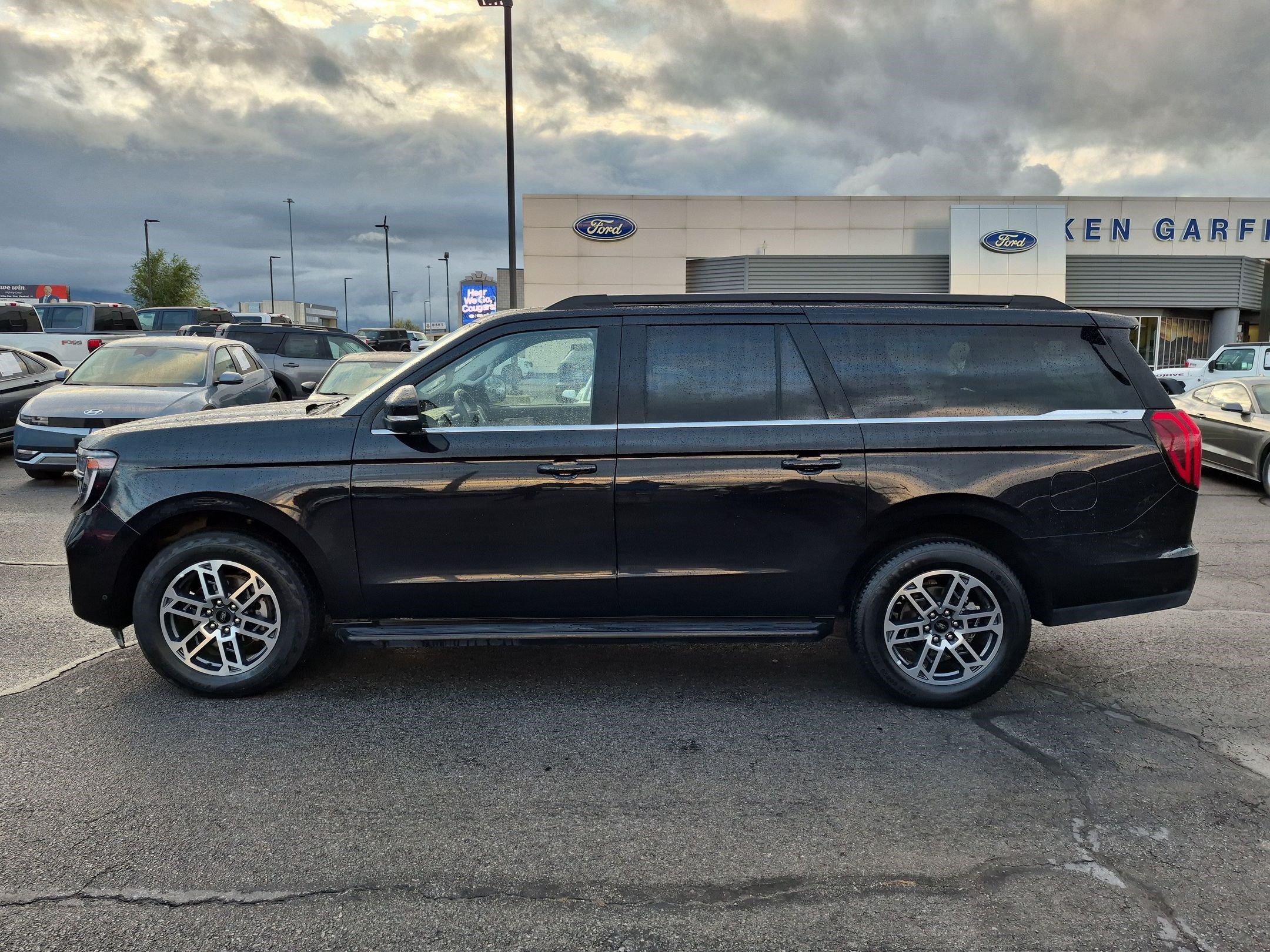 Certified 2025 Ford Expedition Max Active AWD/4WD image 10